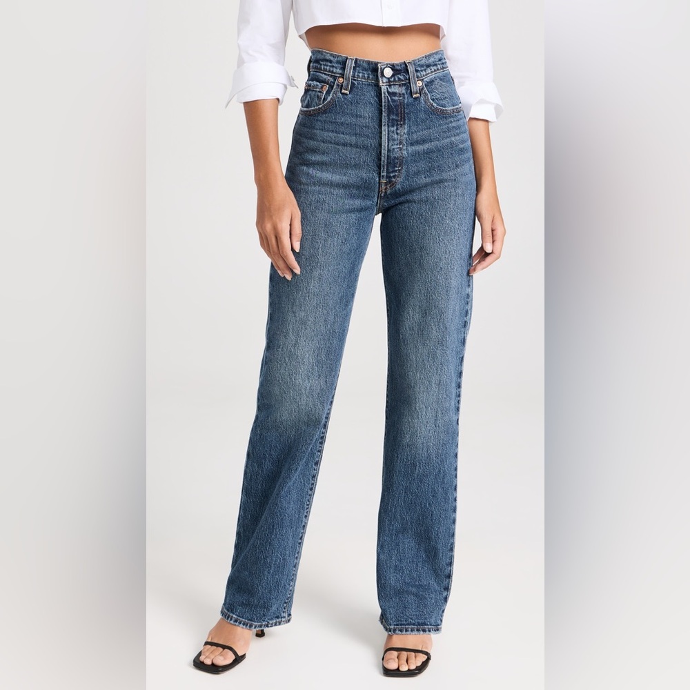 NWT Levi’s Ribcage Straight Leg Jeans